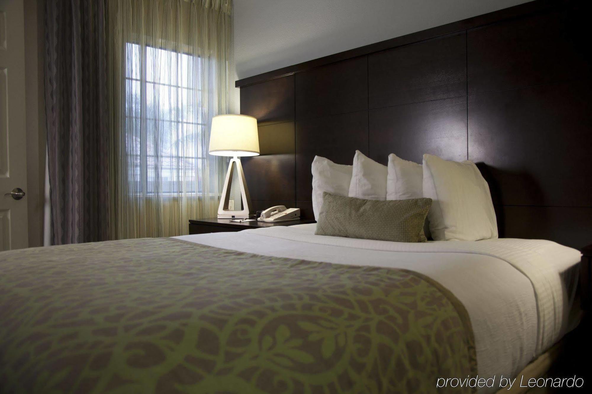 Sonesta Es Chatsworth Hotel Los Ángeles